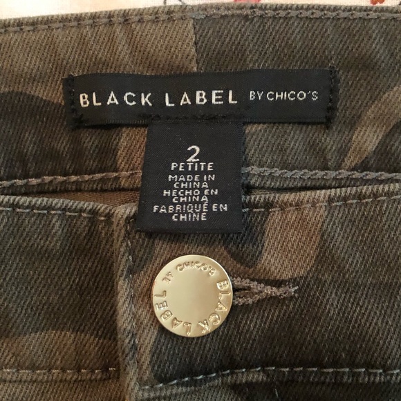 Chico’s Black Label Collection Camo Ankle Jeans 2P - Picture 3 of 8